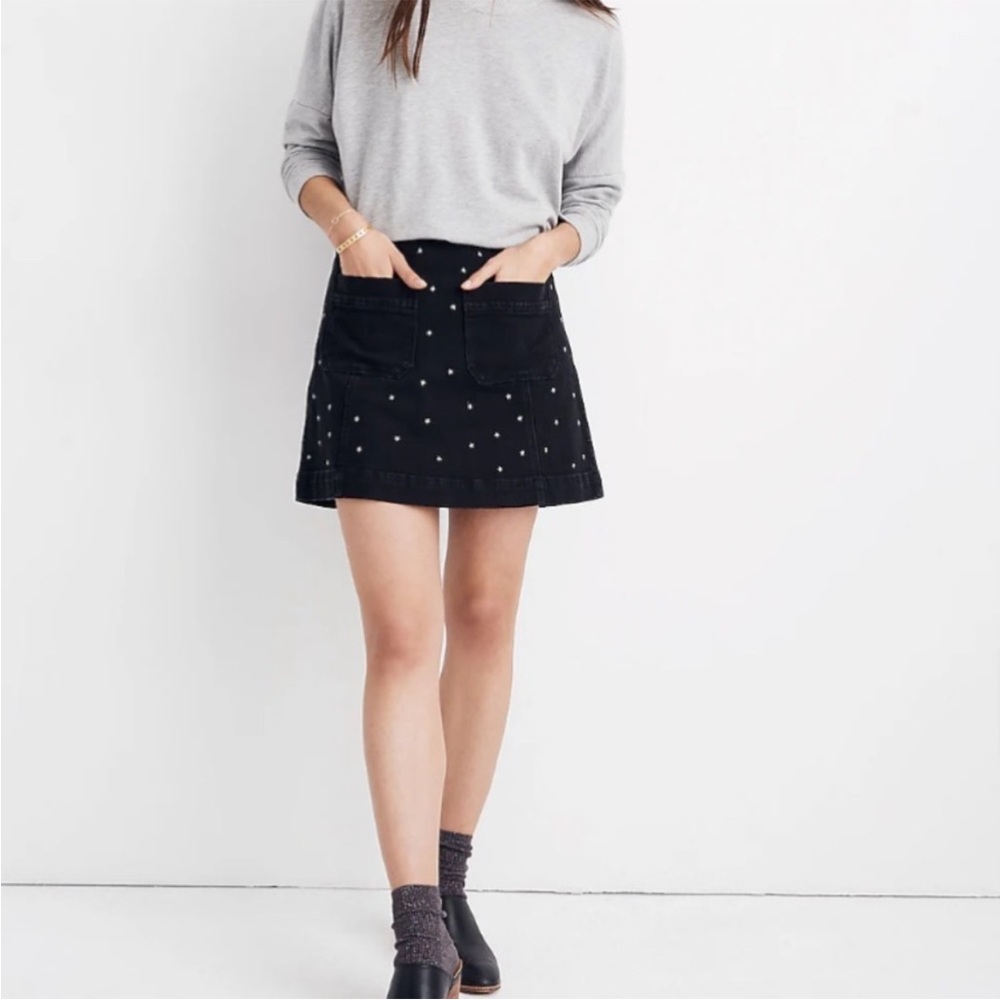 Madewell Star Stud Jean Skirt Size 2 EUC